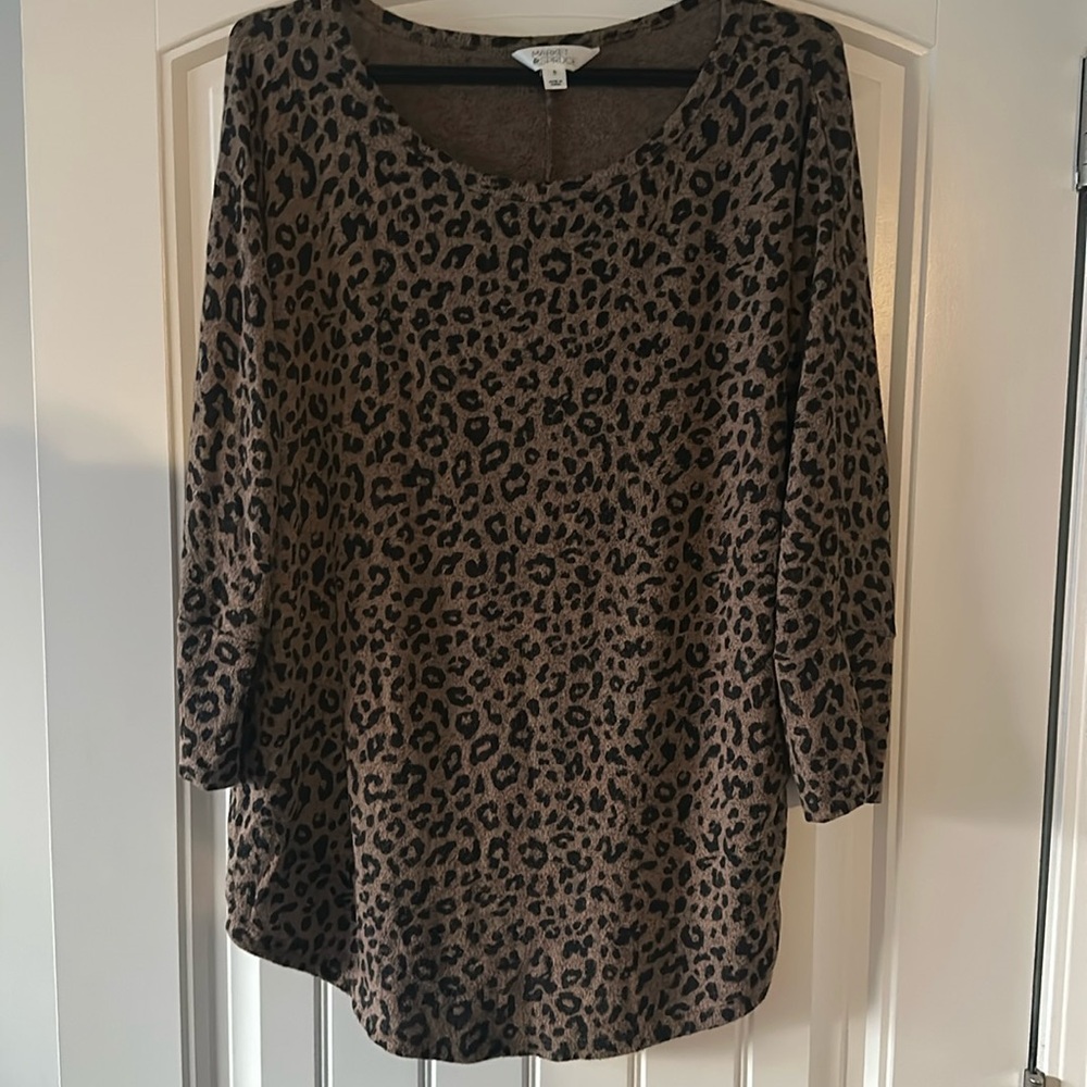 Super soft Market & Spruce lightweight 3/4 length sweater